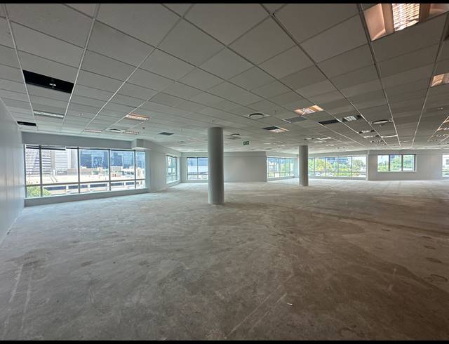 834M² OFFICE TO LET IN SANDTON CENTRAL
